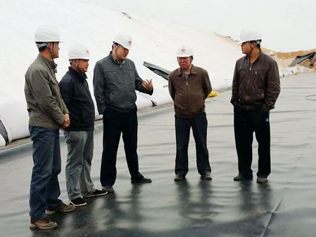 內(nèi)蒙古土工膜蒸發(fā)塘項目