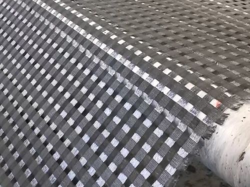滌綸經(jīng)編土工格柵