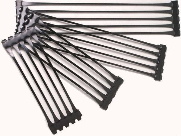 單向塑料土工格柵的作用是什么